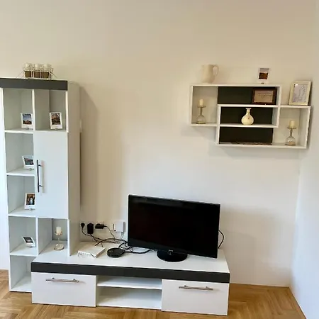 Apartman Apolo 公寓 *